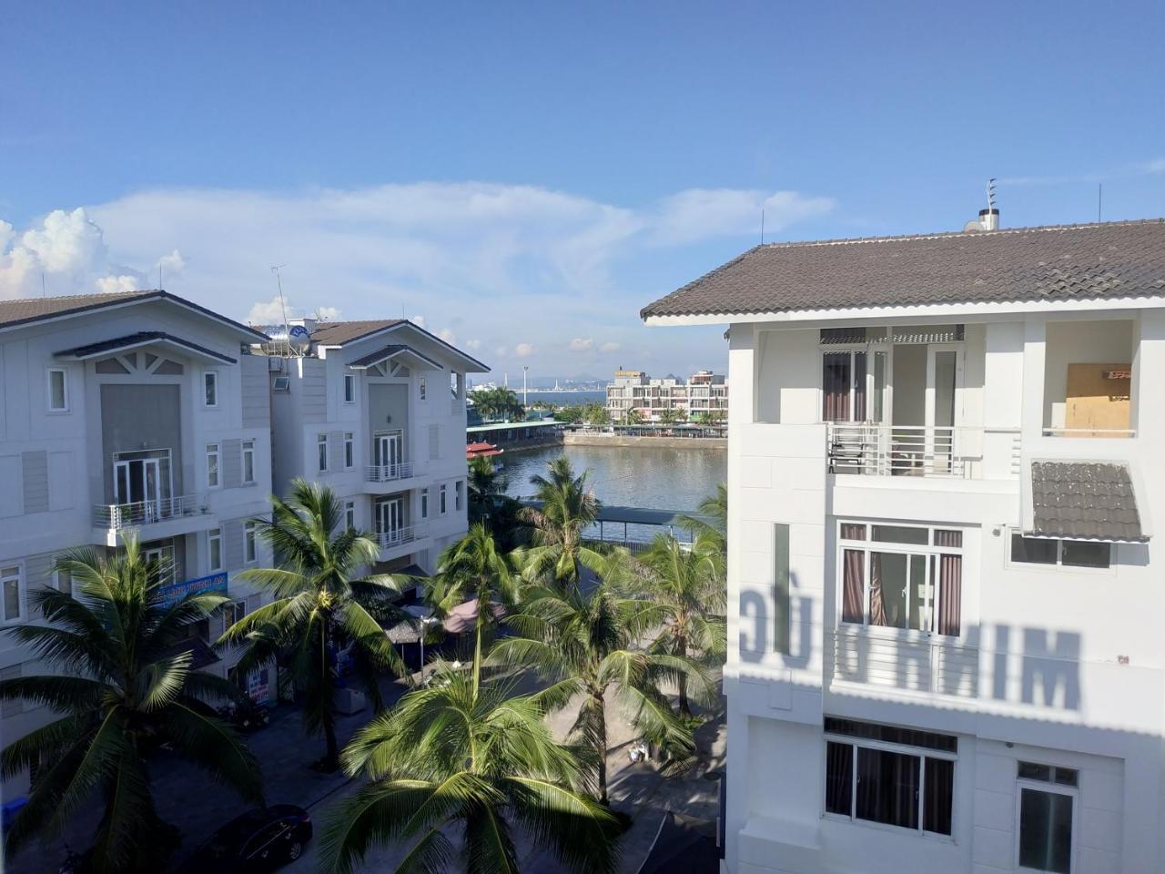 Minh Duc Hotel Ha Long Buitenkant foto