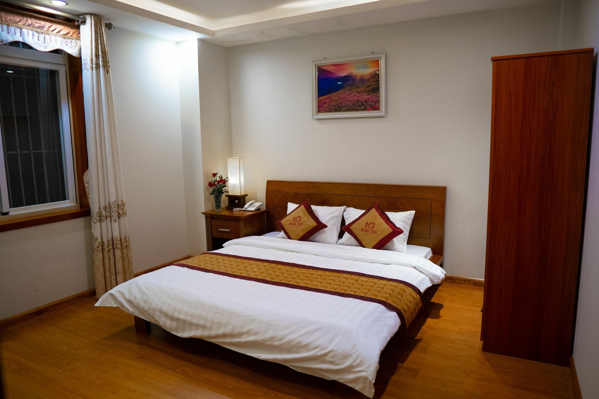 Minh Duc Hotel Ha Long Buitenkant foto